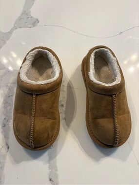 Toddler Slippers-Size 11